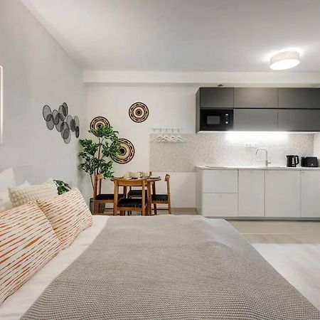 Terrace Vista-Modern 2Br Retreat Apartment Budapest Bagian luar foto