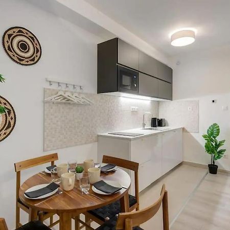 Terrace Vista-Modern 2Br Retreat Apartment Budapest Bagian luar foto