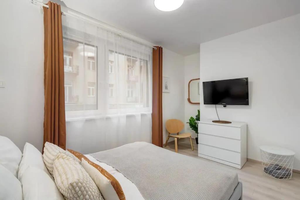 Terrace Vista-Modern 2Br Retreat Apartment Budapest Bagian luar foto